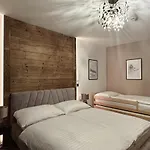 Cernak - Hornak - 4-6 Osob, Balkon, Dve Parkovaci Mista *