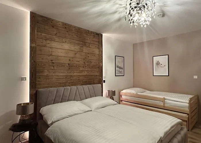 Cernak - Hornak - 4-6 Osob, Balkon, Dve Parkovaci Mista *